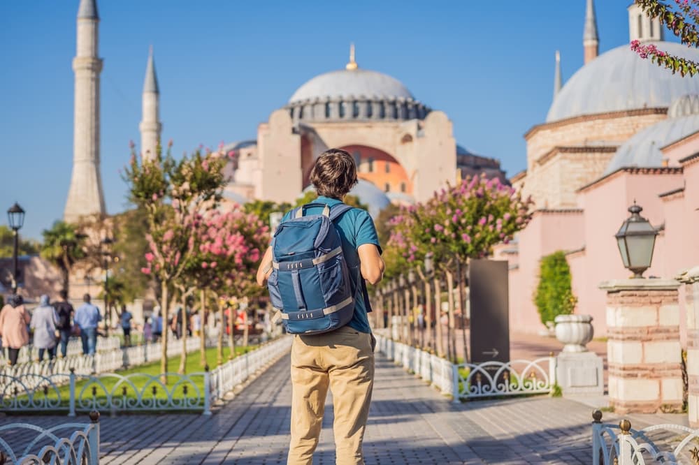 Blue Mosque: A Local Guide to Sultanahmet's Crown Jewel
