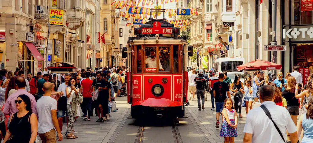 Best Area to Stay in Istanbul for Nightlife