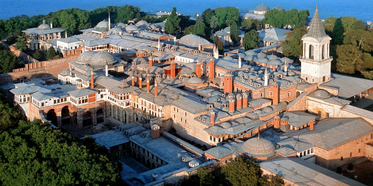 Must-See Artifacts at Topkapi Palace Museum