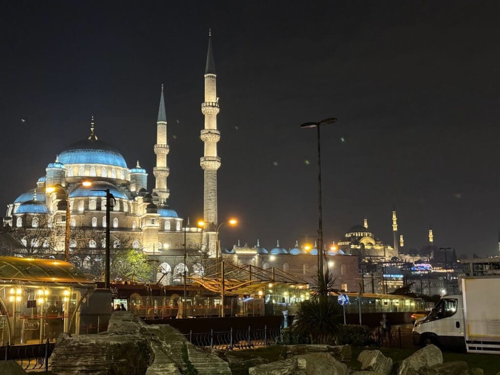 istanbul new mosque